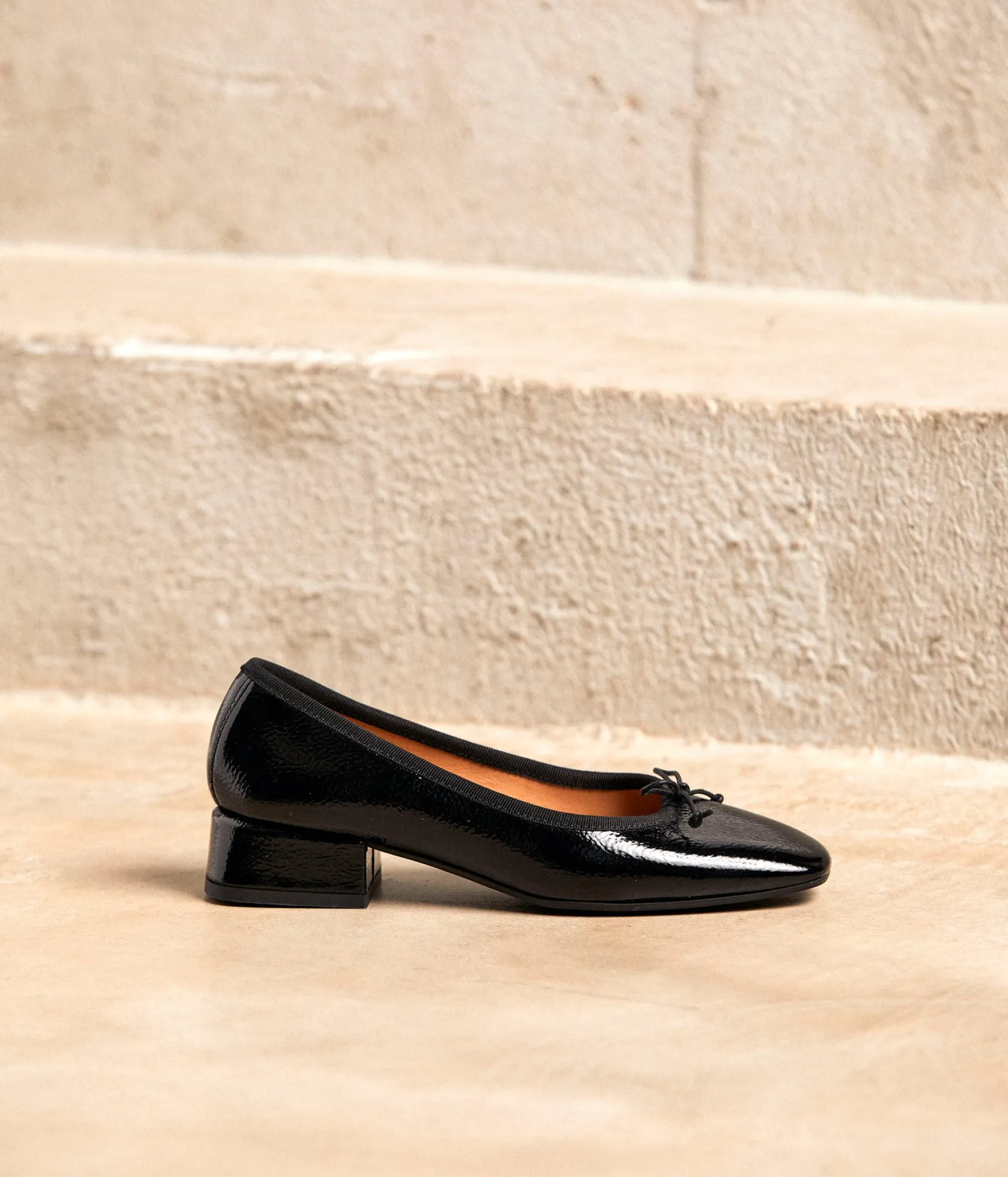 Femme Mellow Yellow Ballerines noir verni Azilis